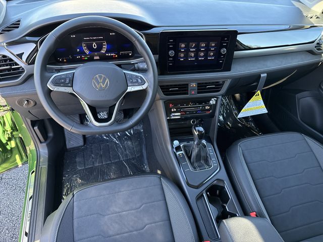 2026 Volkswagen Taos SE Black - Photo 12