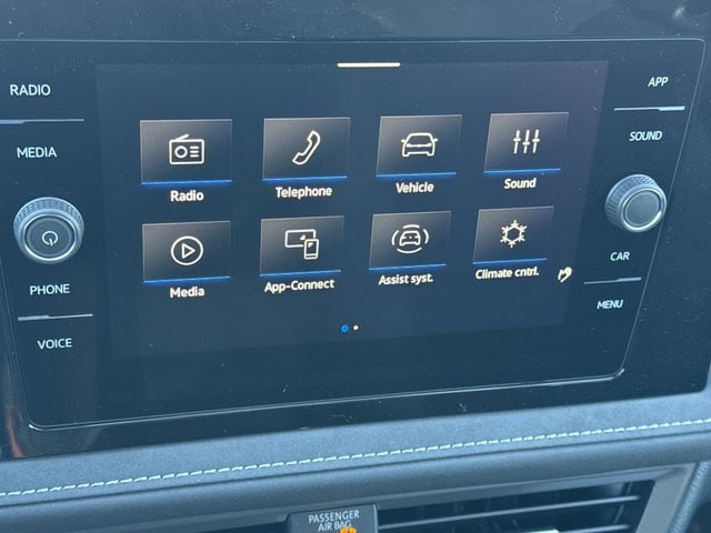 2026 Volkswagen Taos SE Black - Photo 16