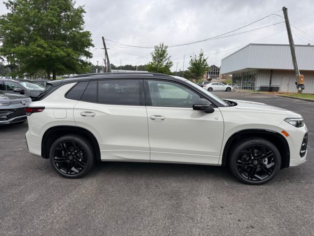 New 2026 Volkswagen Tiguan SE R-Line Black SUV