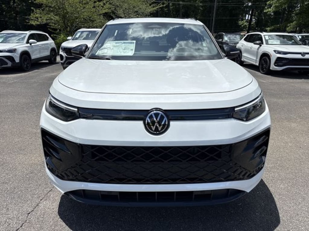 New 2026 Volkswagen Tiguan SE R-Line Black SUV