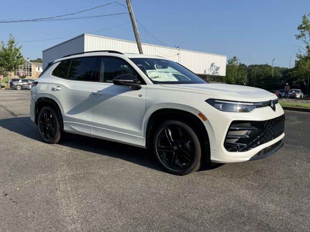 New 2026 Volkswagen Tiguan SE R-Line Black SUV