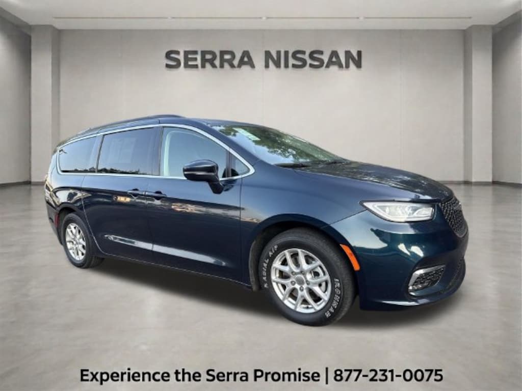 Used 2022 Chrysler Pacifica Touring L Minivan/Van