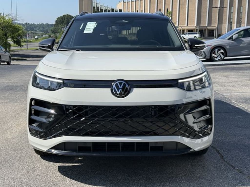 New 2026 Volkswagen Tiguan SE R-Line Black SUV