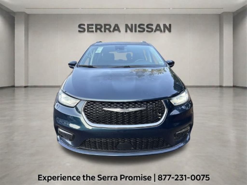 Used 2022 Chrysler Pacifica Touring L Minivan/Van
