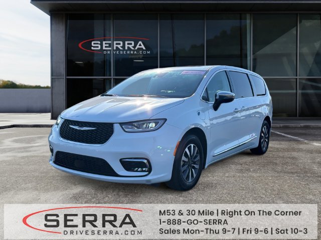 Certified 2023 Chrysler Pacifica Hybrid Limited Minivan/Van