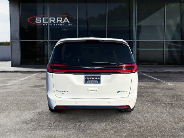 Certified 2023 Chrysler Pacifica Hybrid Limited Minivan/Van