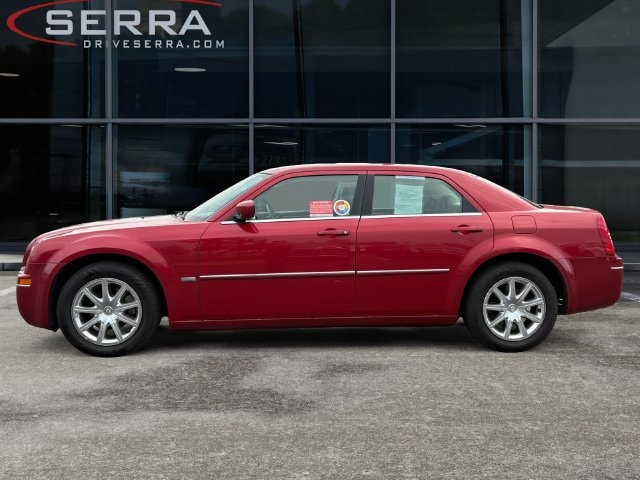Used 2009 Chrysler 300 Executive Series with VIN 2C3KA53V39H598026 for sale in Washington, MI