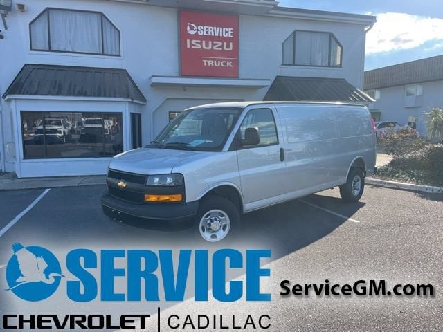 2025 Chevrolet Express Cargo