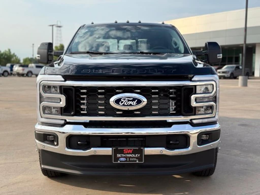 New 2027 Ford F-350SD Lariat Truck
