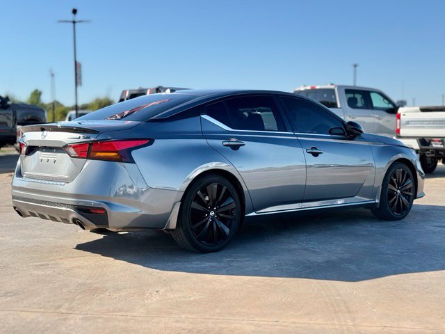 Used 2022 Nissan Altima 2.5 SR Sedan