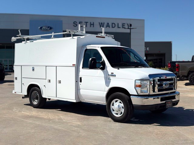 Used 2011 Ford E-350SD Base Cab/Chassis