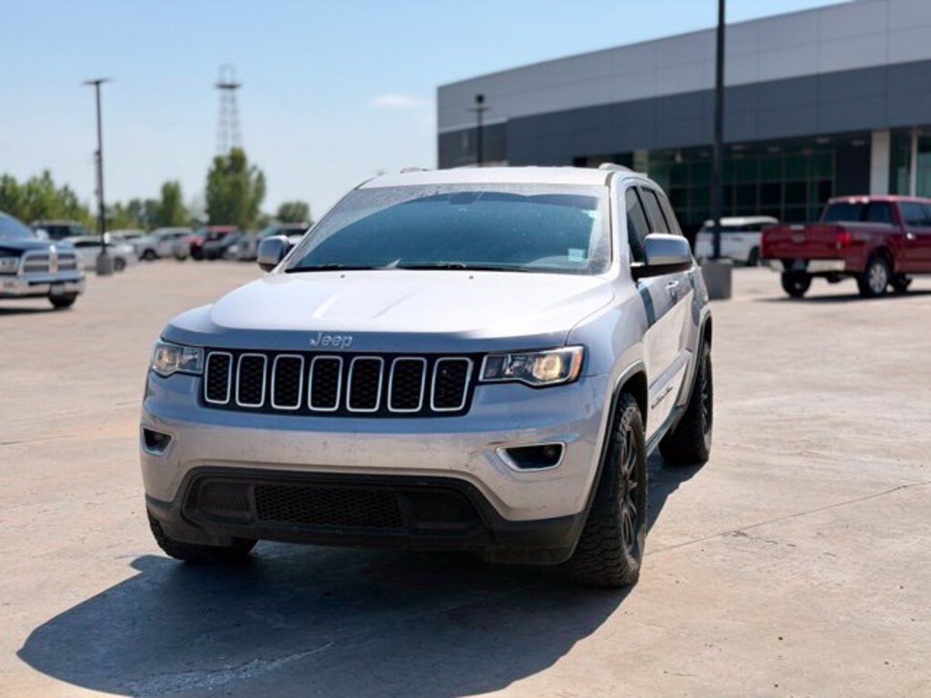 Used 2020 Jeep Grand Cherokee Laredo E SUV