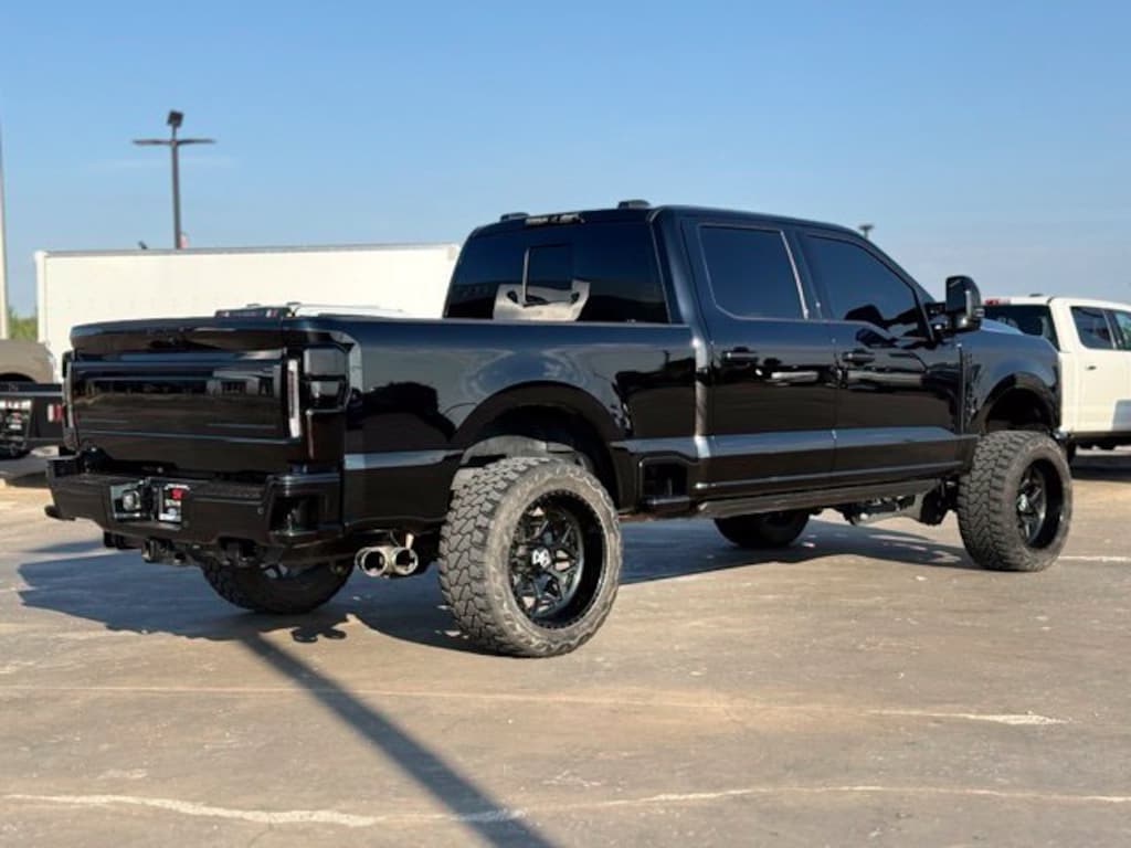 Certified 2025 Ford F-250SD Platinum Truck