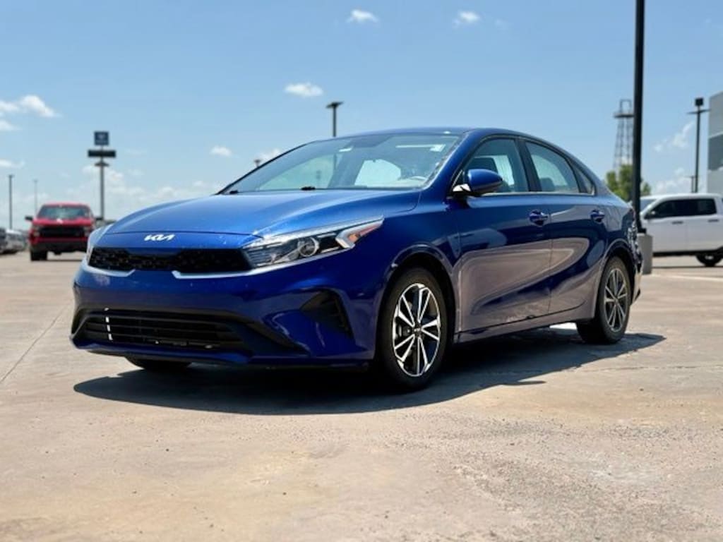Used 2023 Kia Forte LXS Sedan