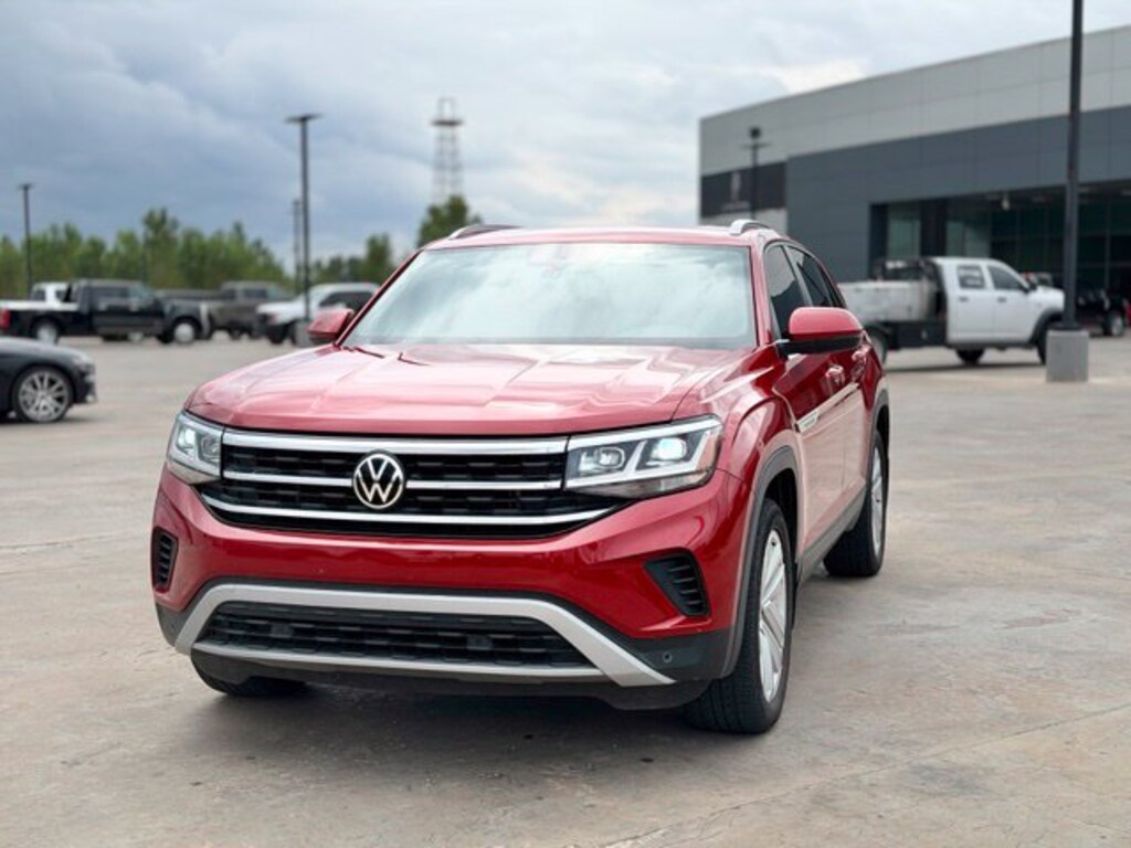 Used 2021 Volkswagen Atlas Cross Sport 2.0T SE w/Technology SUV