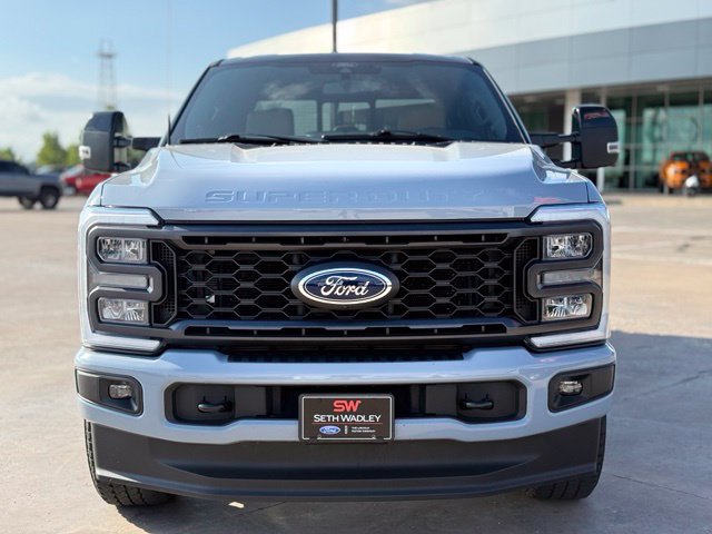 Used 2024 Ford F-250SD Lariat Truck