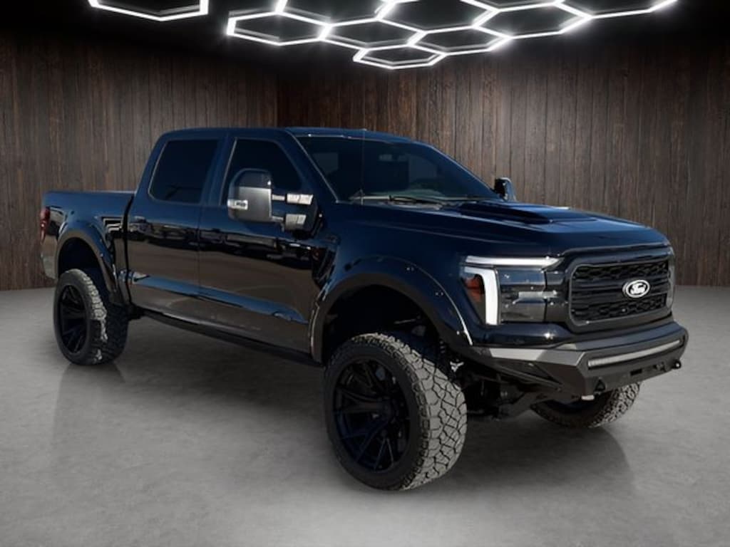 New 2025 Ford F-150 Lariat Truck