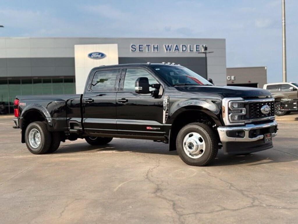New 2027 Ford F-350SD Lariat Truck