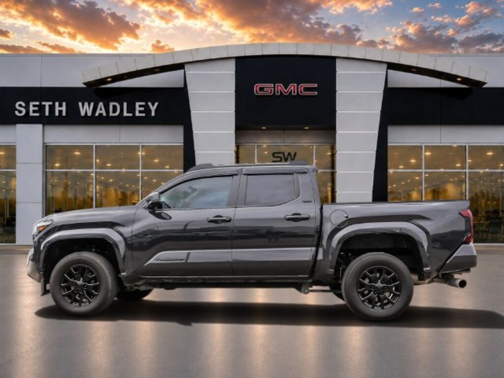 Used 2025 Toyota Tacoma SR5 Truck