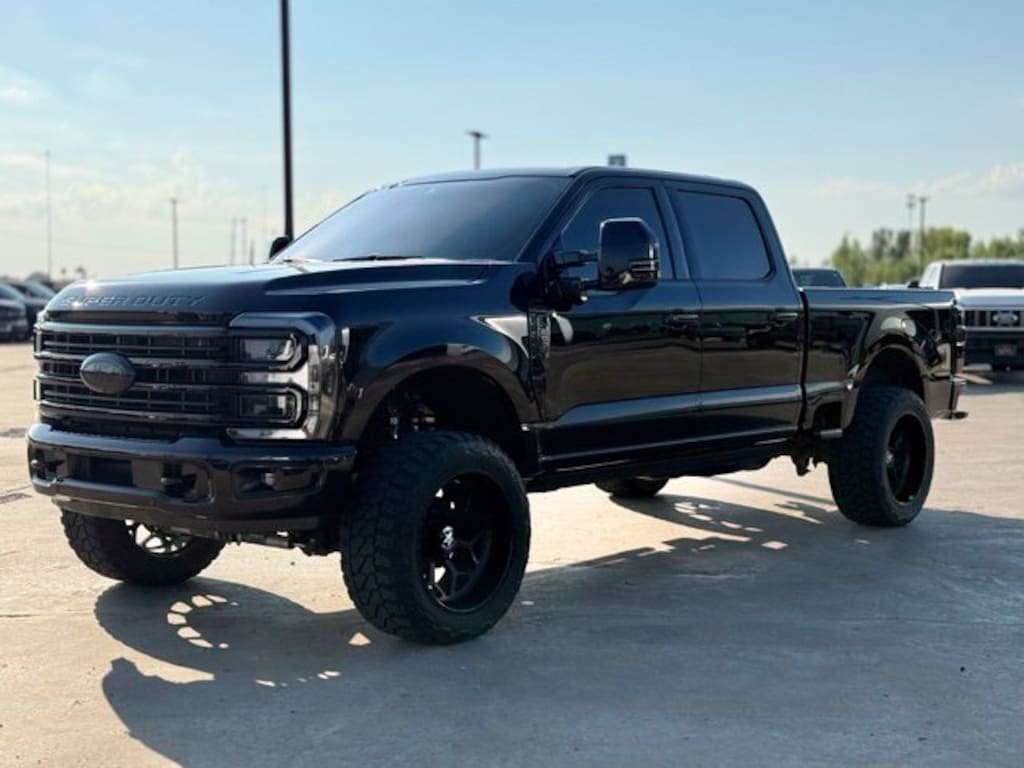 Certified 2025 Ford F-250SD Platinum Truck