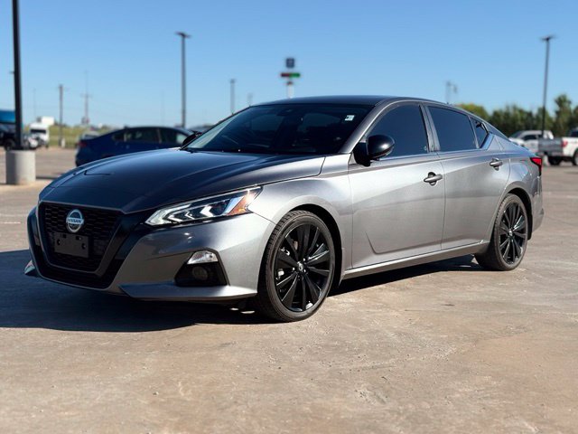 Used 2022 Nissan Altima 2.5 SR Sedan