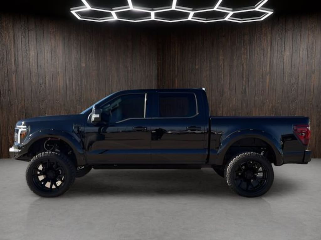 New 2025 Ford F-150 Lariat Truck