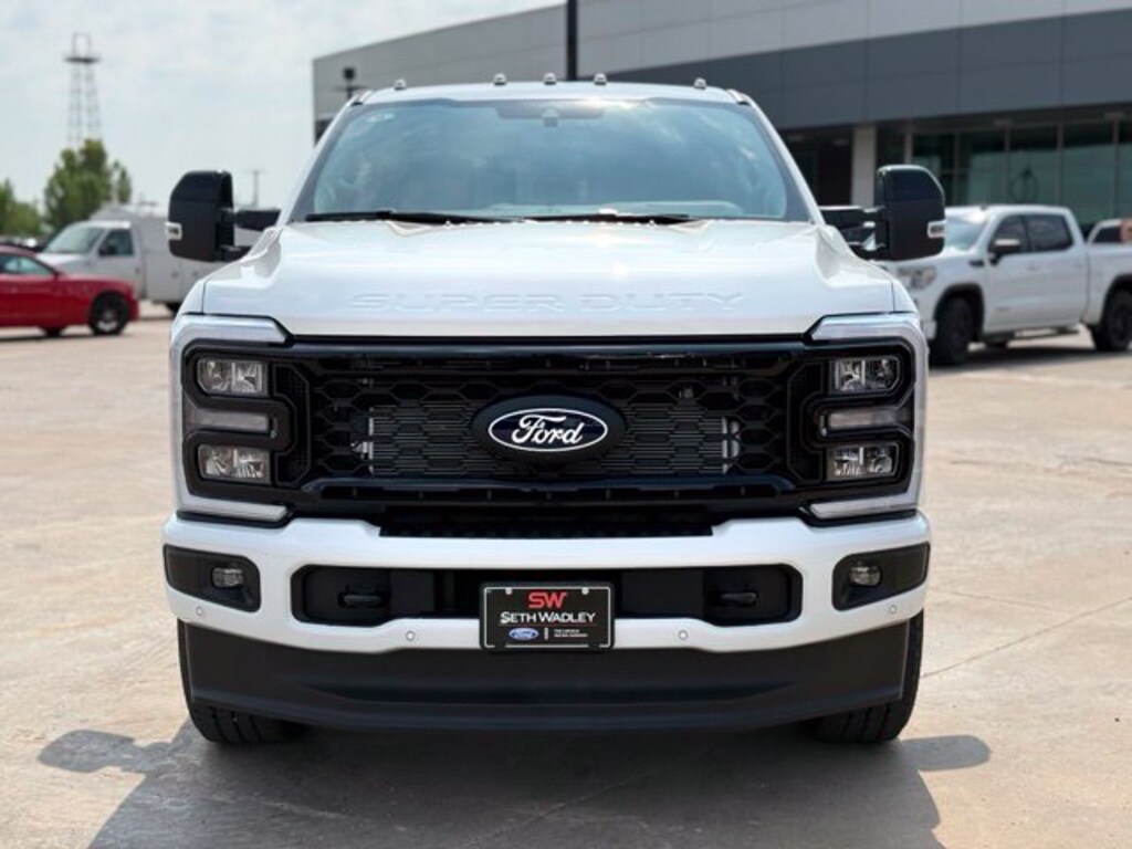 New 2027 Ford F-250SD Lariat Truck