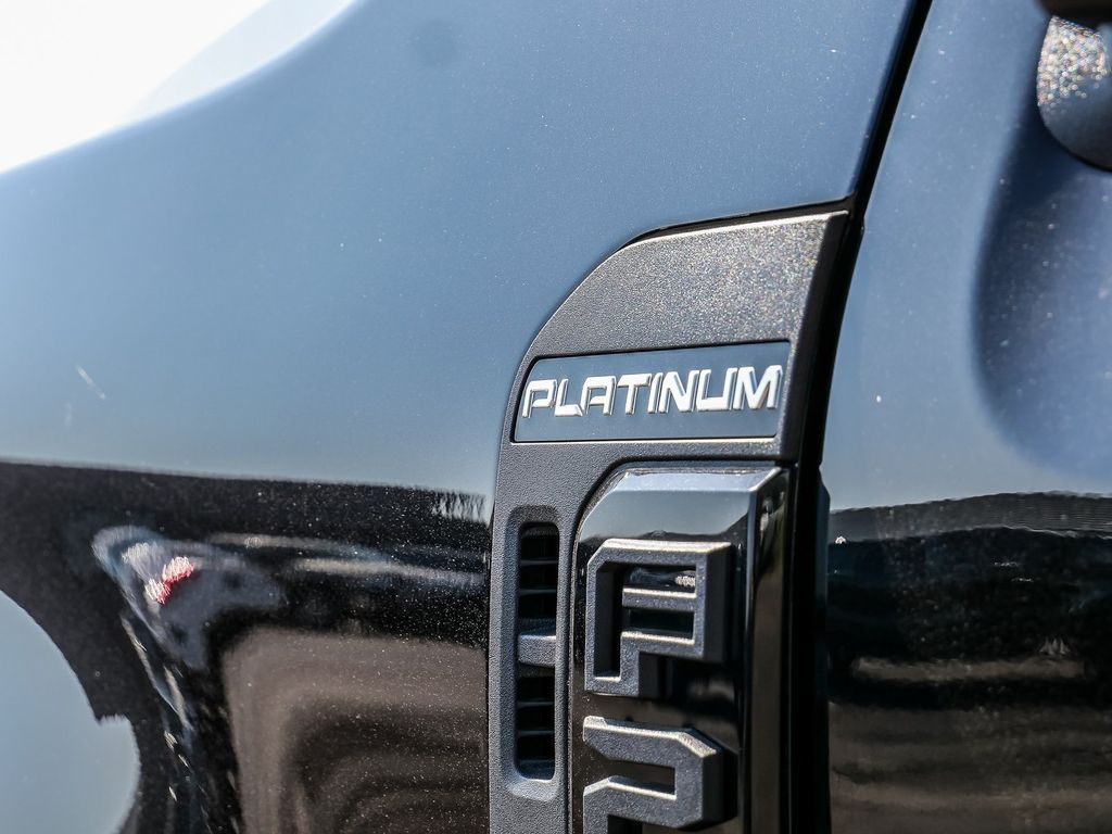2026 Ford F-250 Super Duty Platinum - Photo 35