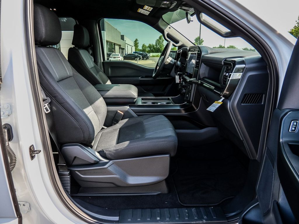 2026 Ford F-150 STX - Photo 13