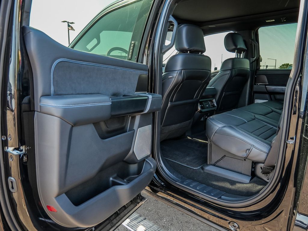 2026 Ford F-250 Super Duty Platinum - Photo 27