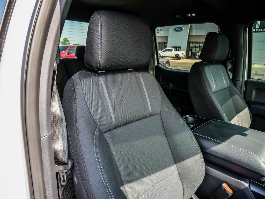 2026 Ford F-150 STX - Photo 16