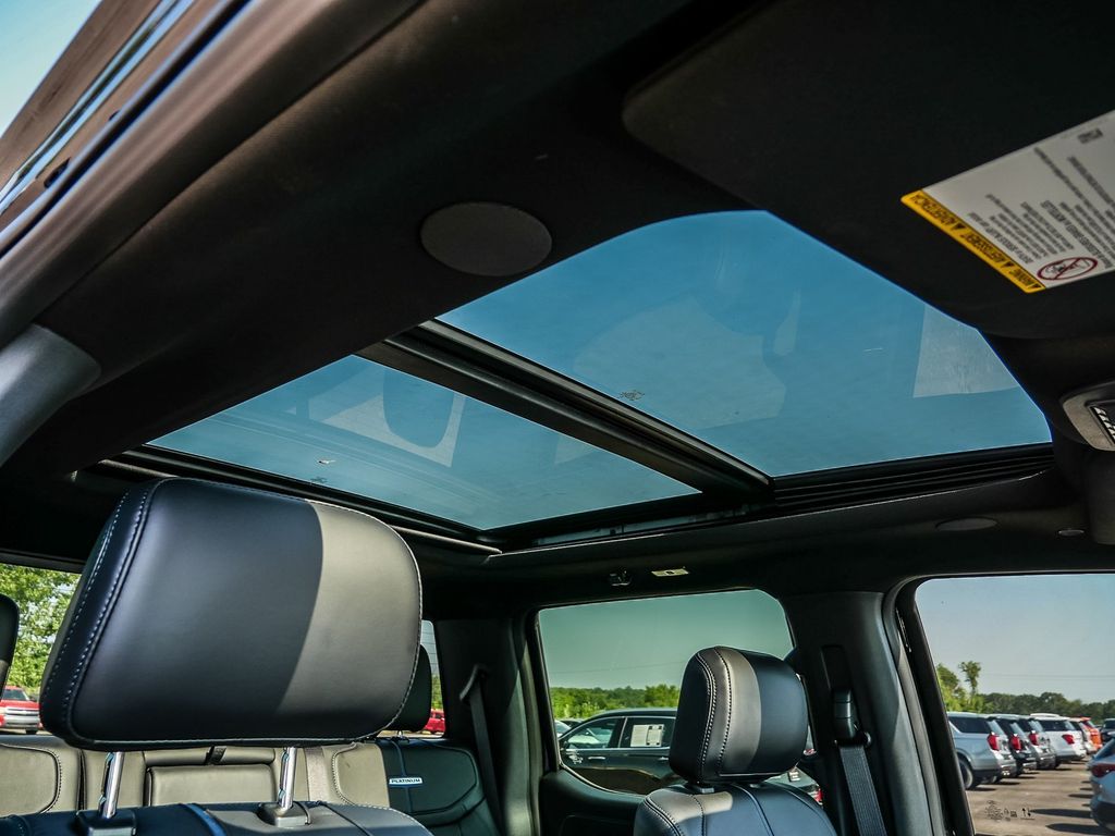 2026 Ford F-250 Super Duty Platinum - Photo 16
