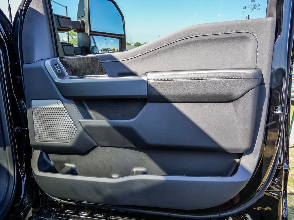 2026 Ford F-250 Super Duty Lariat - Photo 26