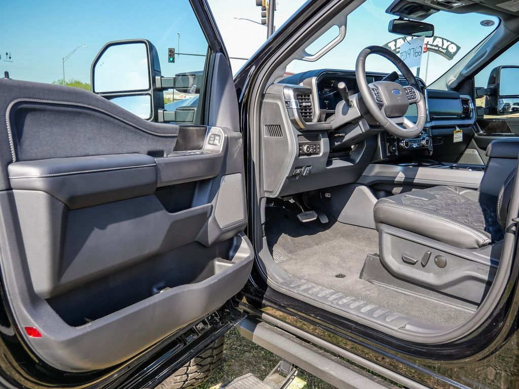 2026 Ford F-250 Super Duty Lariat - Photo 35