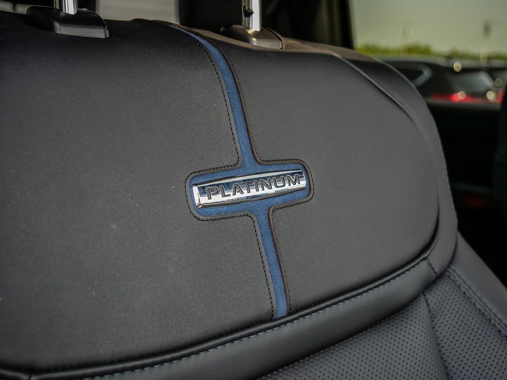 2026 Ford F-250 Super Duty Platinum - Photo 21