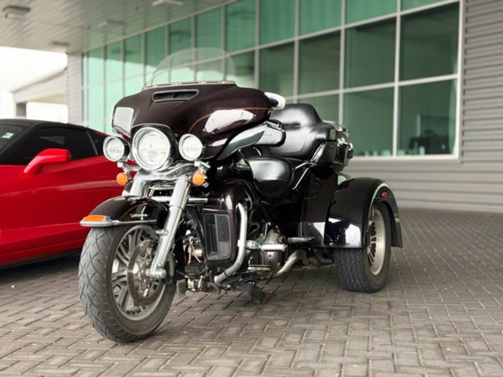 Used 2014 Harley-Davidson Triglide 103ci High Output Motorcycle