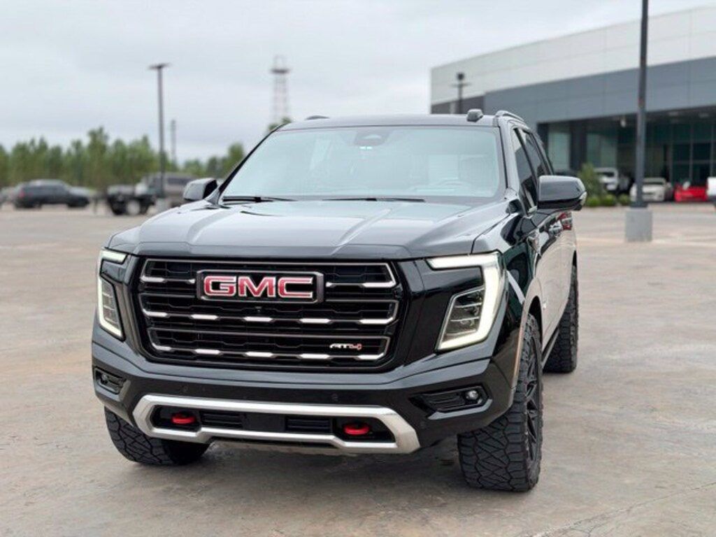 Used 2025 GMC Yukon AT4 Ultimate SUV