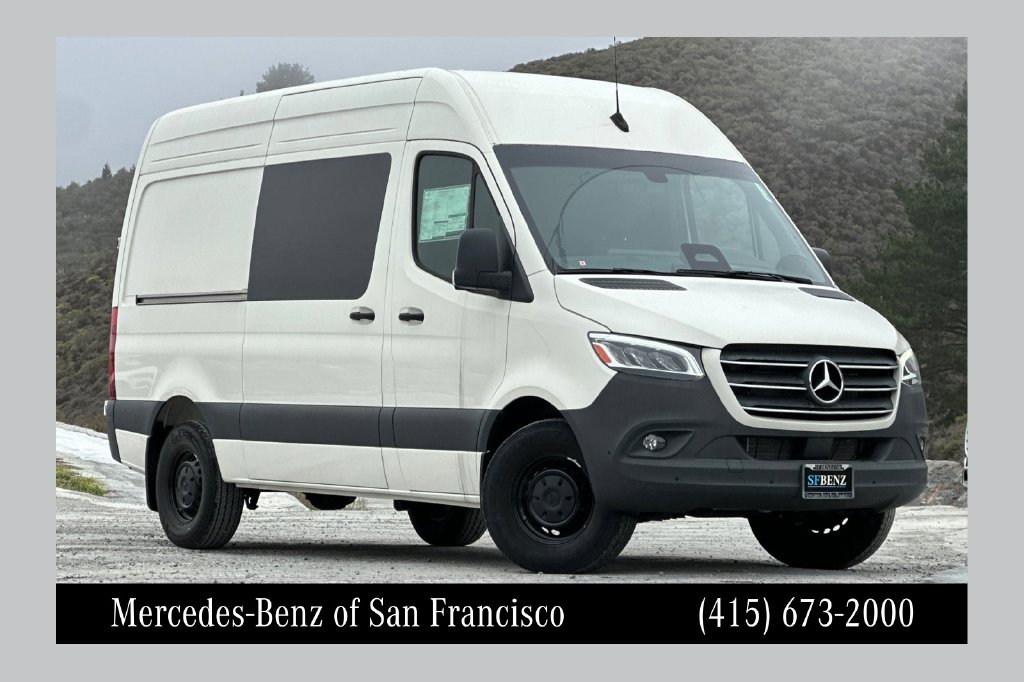 2025 Mercedes-Benz Sprinter Crew Van