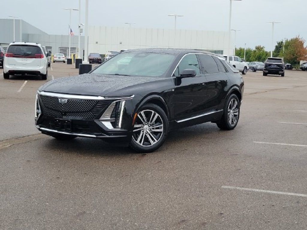 Certified 2024 CADILLAC LYRIQ Luxury 2 SUV