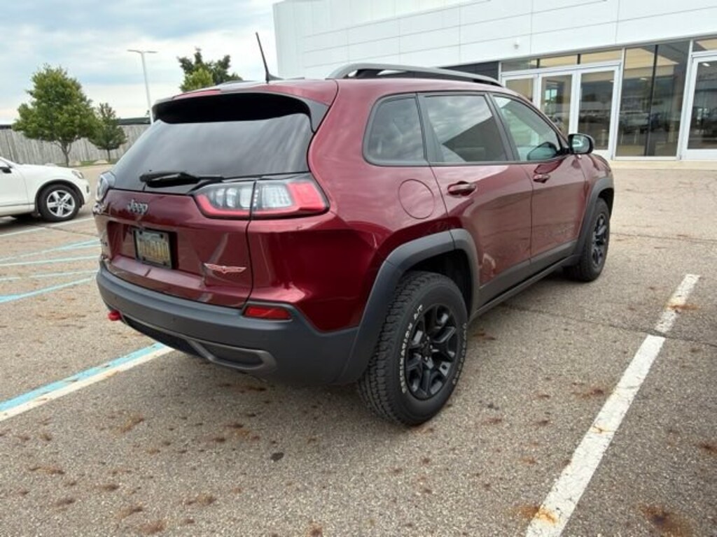 Used 2020 Jeep Cherokee Trailhawk