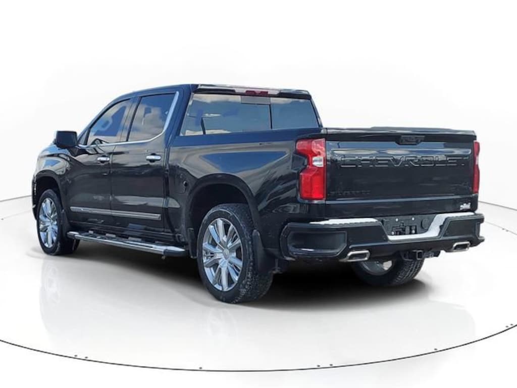 Used 2025 Chevrolet Silverado 1500 High Country Truck