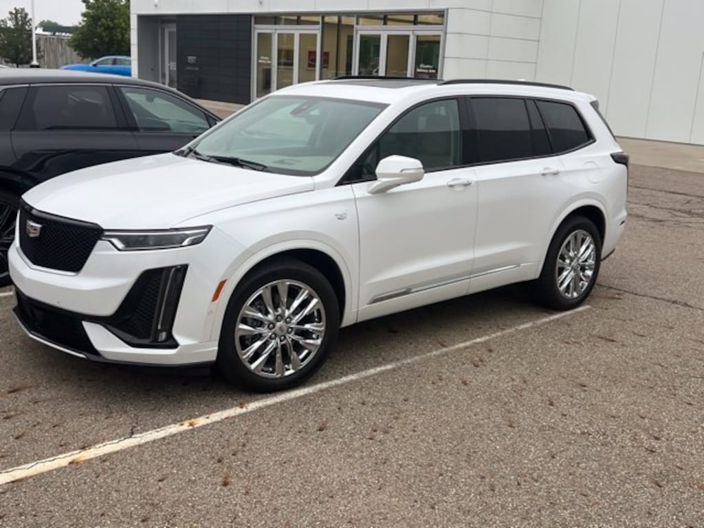 Used 2021 CADILLAC XT6 Sport SUV