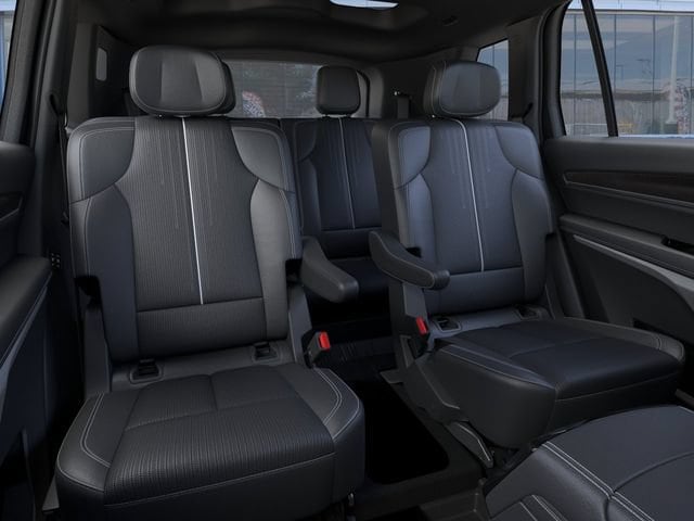2027 Cadillac VISTIQ Sport - Photo 17