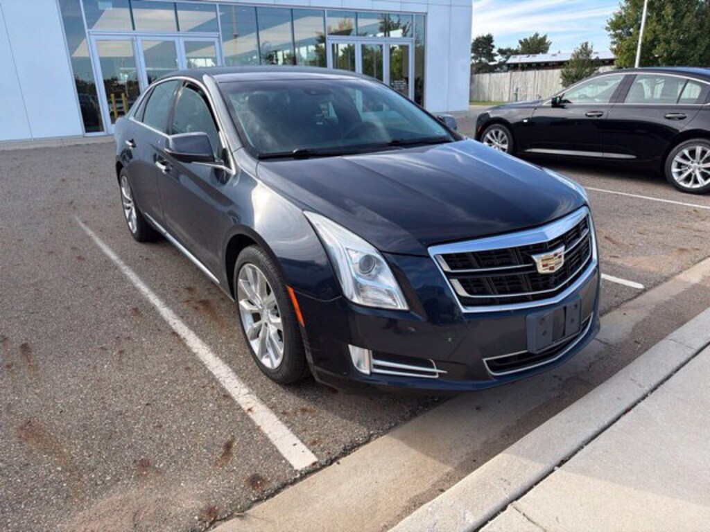 Used 2017 CADILLAC XTS Luxury Car