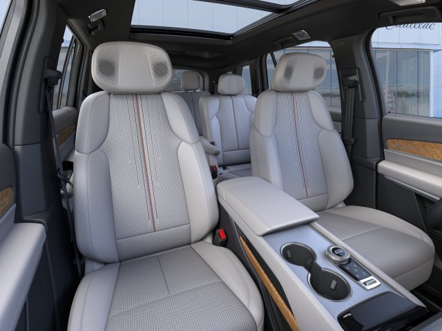 2027 Cadillac VISTIQ Luxury - Photo 16