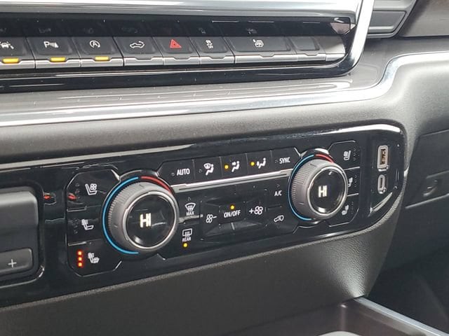 2025 Chevrolet Silverado 1500 High Country - Photo 17