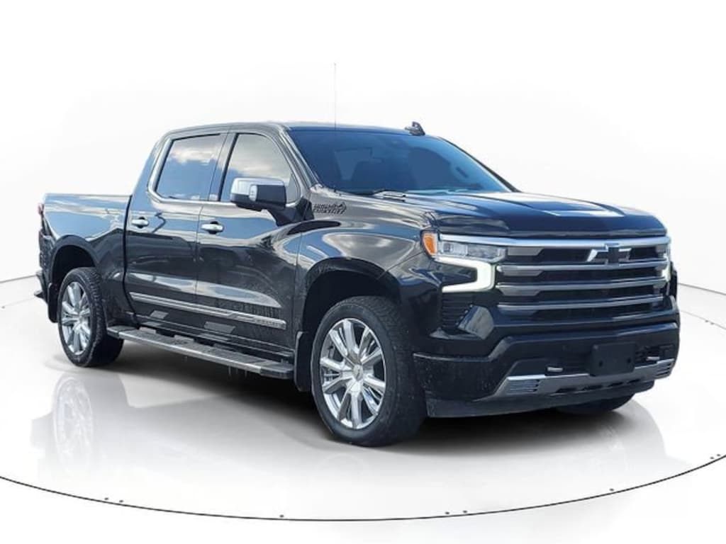 Used 2025 Chevrolet Silverado 1500 High Country Truck