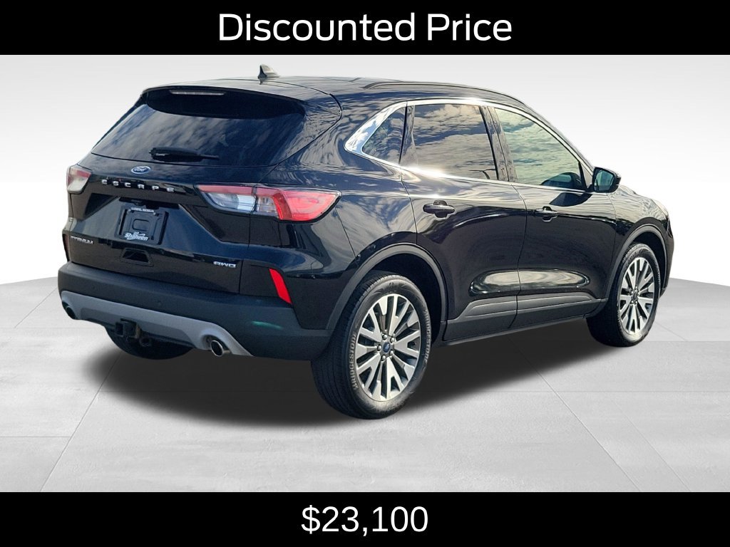 Used 2022 Ford Escape Titanium SUV