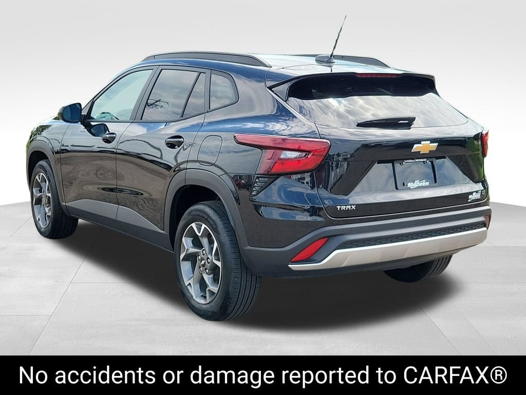 Used 2025 Chevrolet Trax LT SUV