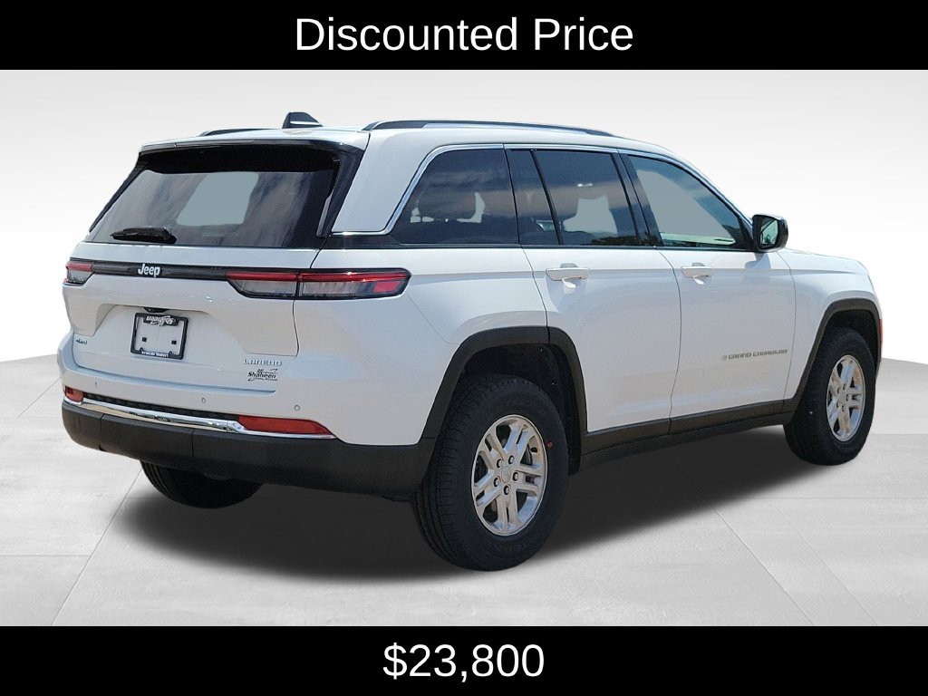 Used 2022 Jeep Grand Cherokee Laredo 4x4 SUV